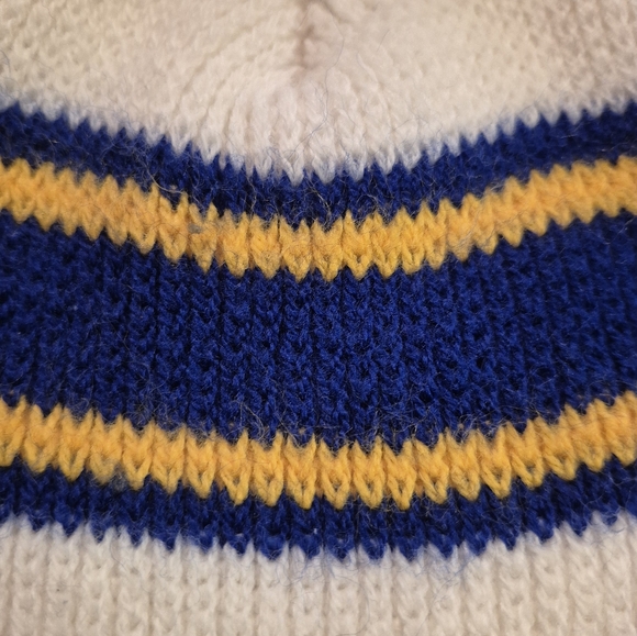 Vintage Labatt's Blue Knit Hat, Toque, Beanie  - Adult One-size - Picture 2 of 4